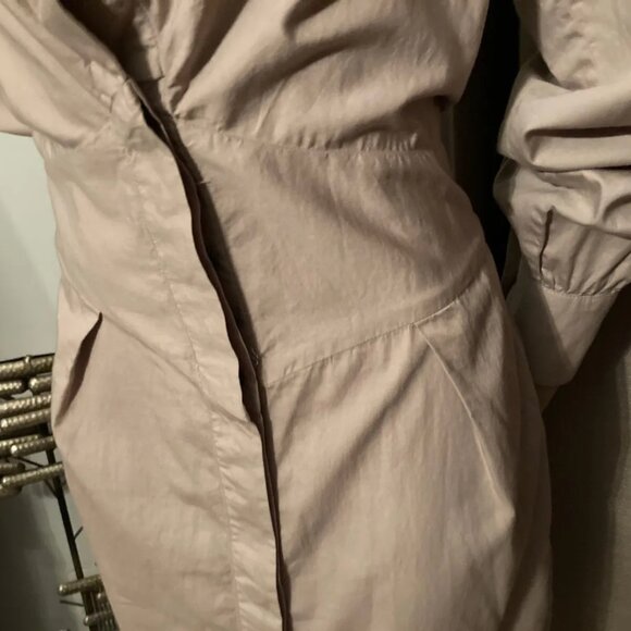 WESTWOOD ANGLOMANIA HI-COLLAR ANGLED WAIST BUTTON FRONT FAB DRESS 44 NWT - Picture 8 of 10